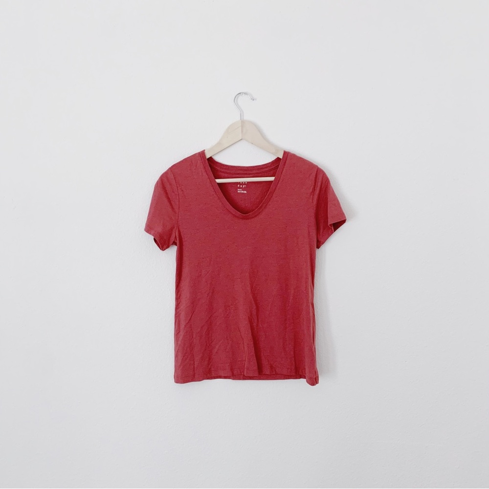 BRAND NEW! TARGET! BASIC RED SHORT SLEEVE T SHIRT TOP!